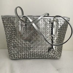 Michael Kors Silver Hadbag